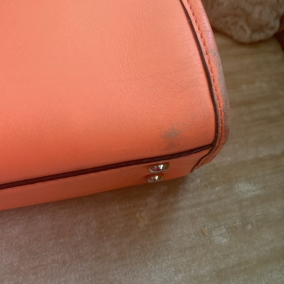 Kate Spade coral purse - Picture 5 of 13